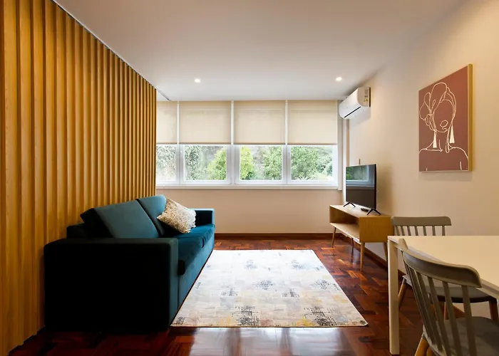 Aposentus - Your In Apartman *